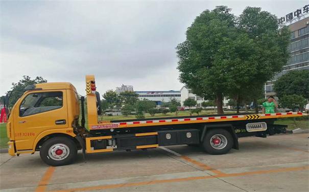 济源定远24小时拖车救援电话号码，定远道路救援公司怎么收费的